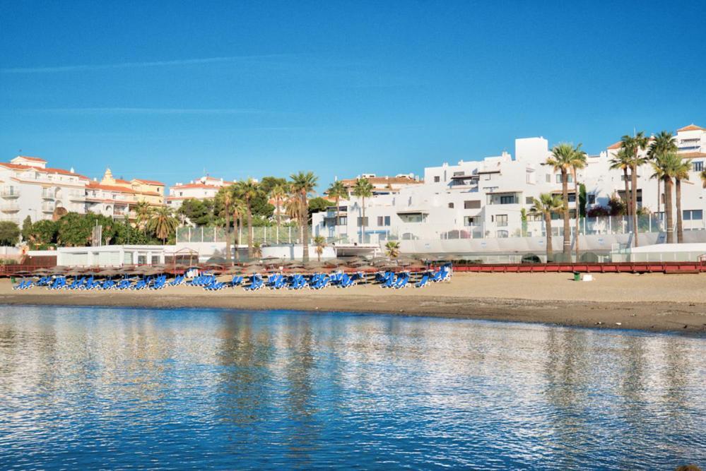 Appartement Playas Del Duque, Puerto Banus, Golf .Playa Y Compras à Marbellac Extérieur photo
