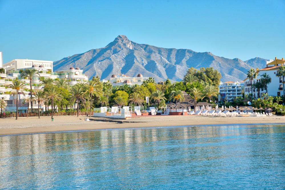 Appartement Playas Del Duque, Puerto Banus, Golf .Playa Y Compras à Marbellac Extérieur photo