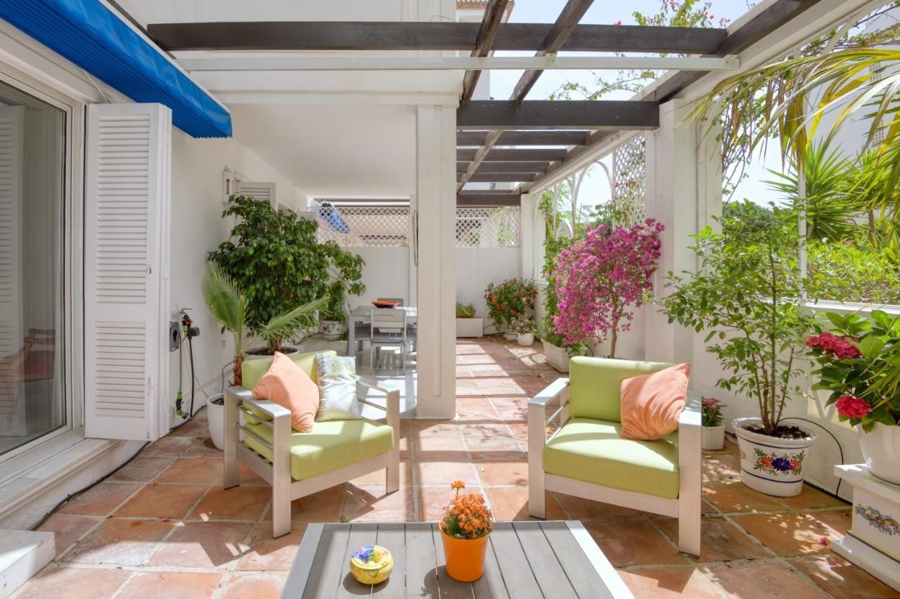 Appartement Playas Del Duque, Puerto Banus, Golf .Playa Y Compras à Marbellac Extérieur photo