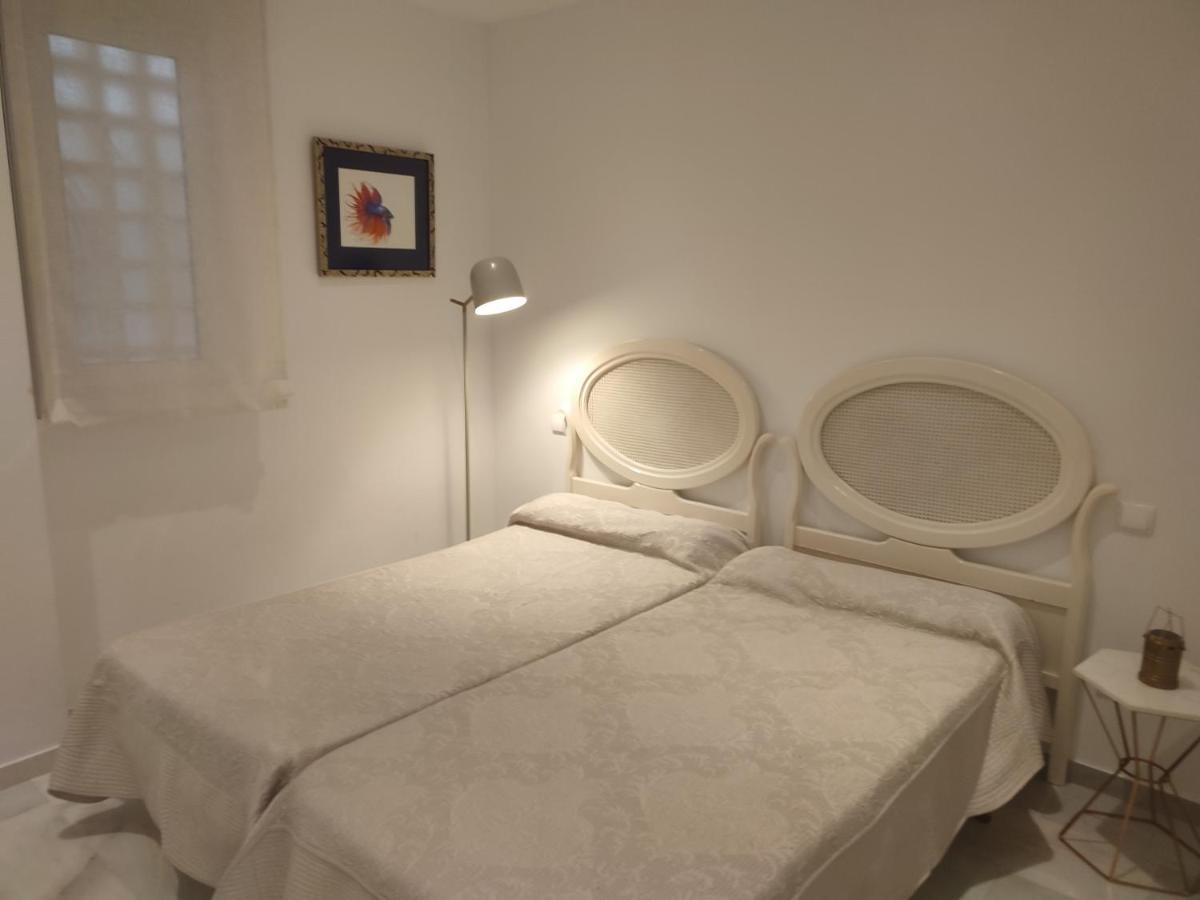 Appartement Playas Del Duque, Puerto Banus, Golf .Playa Y Compras à Marbellac Extérieur photo